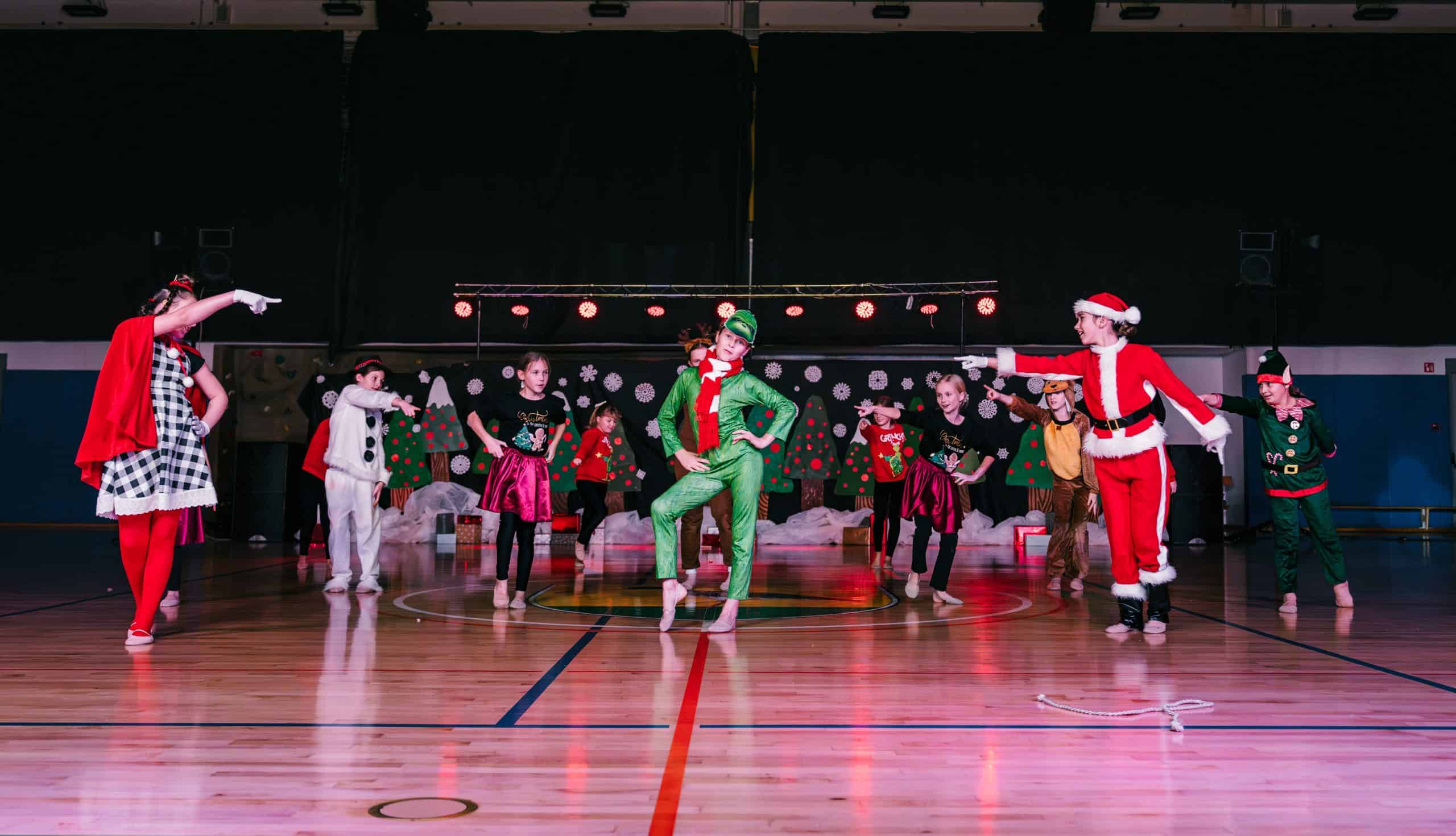 2024-12-07-Plesna-produkcija-Frklje-230