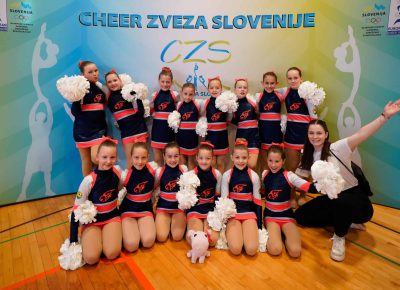 Peewee frkljice basic s trenerko Hano